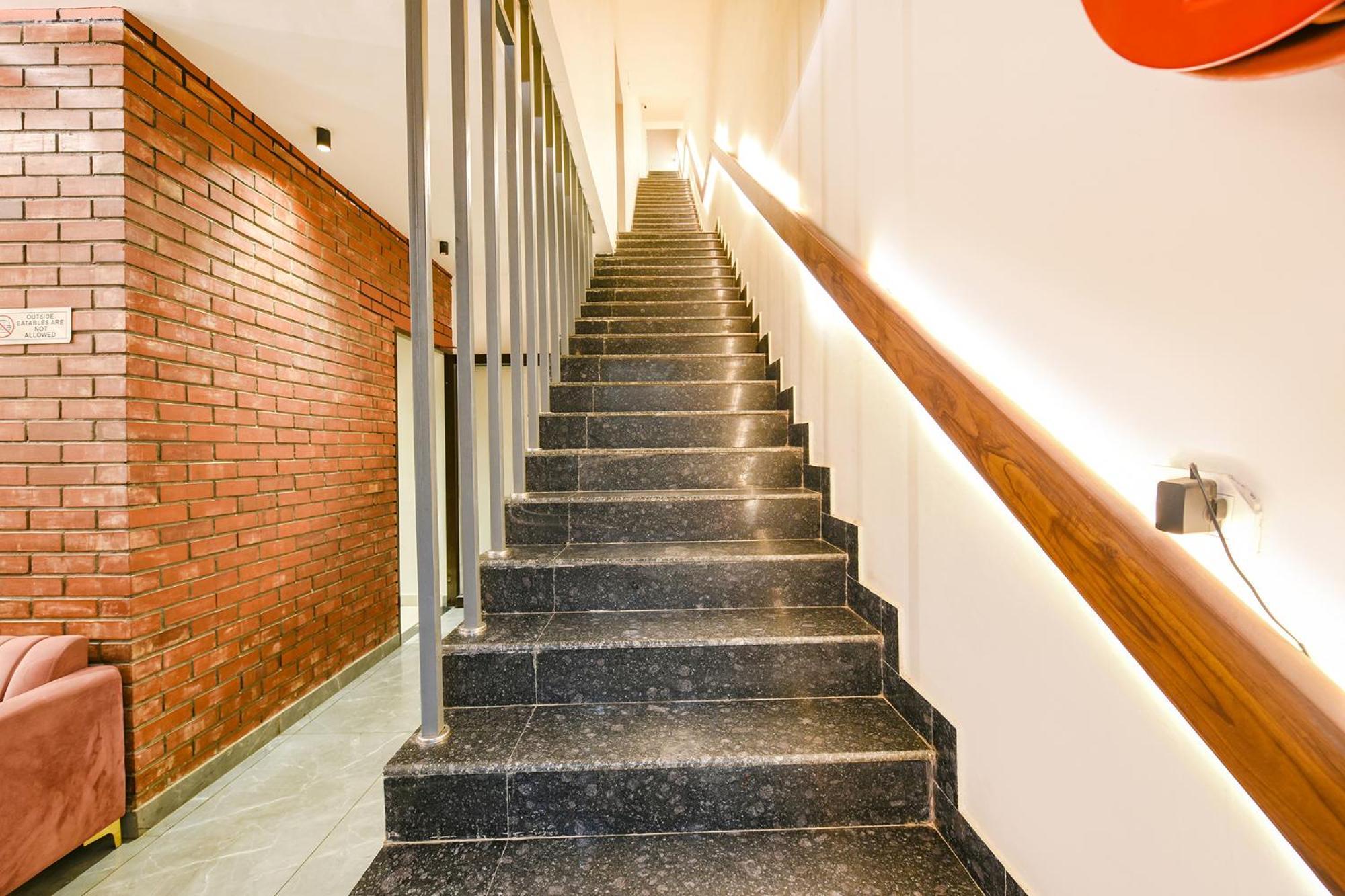 Fabhotel Dc Premium Zirakpur Экстерьер фото