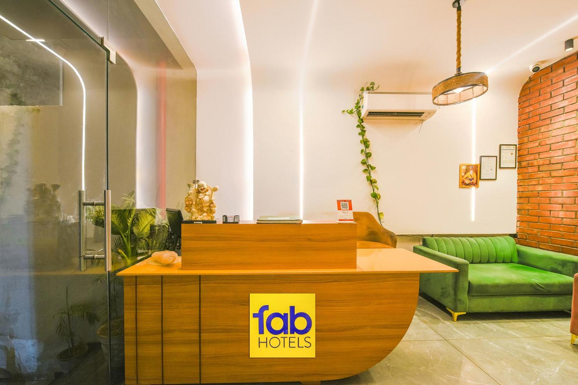 Fabhotel Dc Premium Zirakpur Экстерьер фото